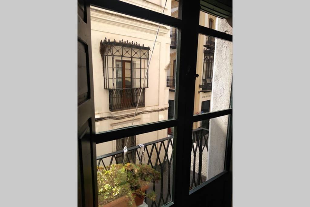 Apartamento Centro Encarnacion 1º D Seville Luaran gambar